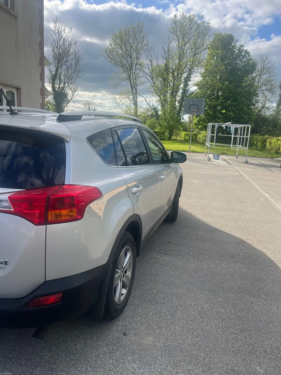 Car - Image 1