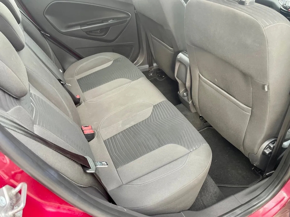 Ford Fiesta 2014 Automatic - Image 2