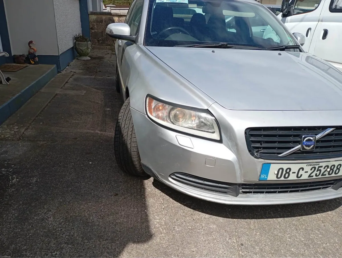 2008 Volvo S40 1.6 HDI - Image 1