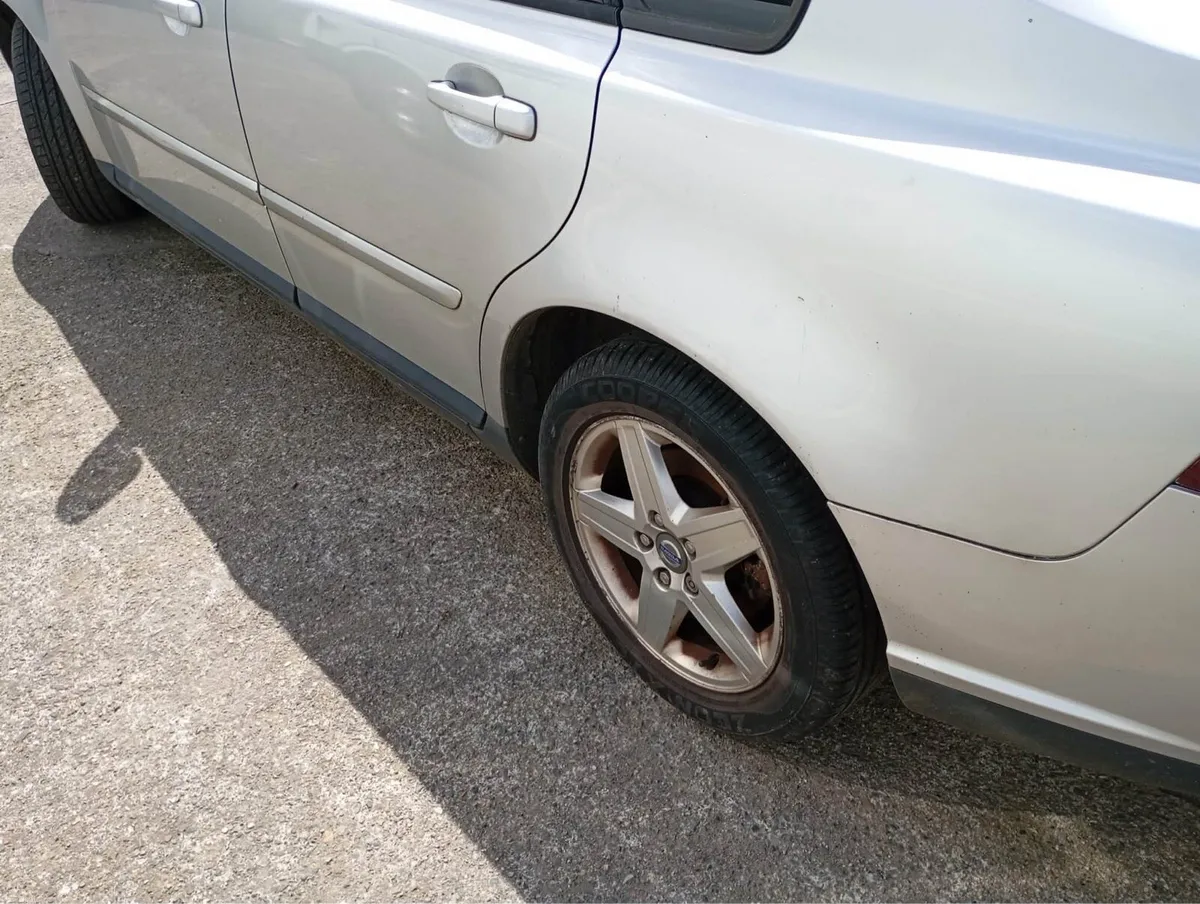 2008 Volvo S40 1.6 HDI - Image 3