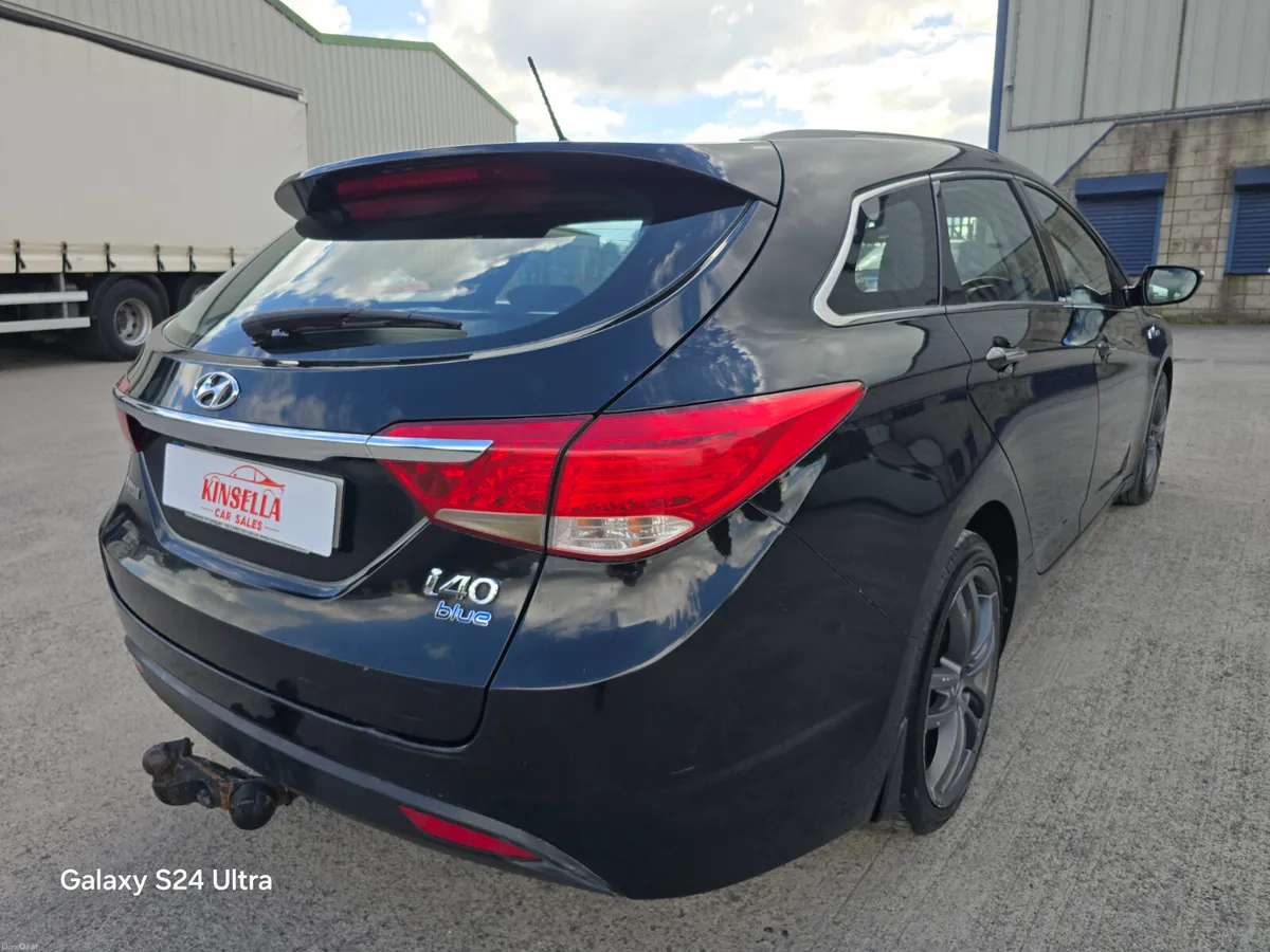 Hyundai i40 EXECUTIVE 1.7 Diesel - Image 4