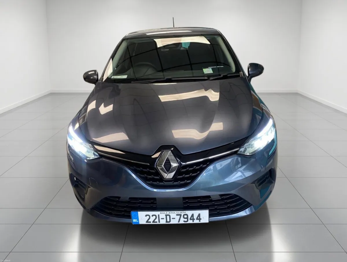 Renault Clio 2022 - Image 4