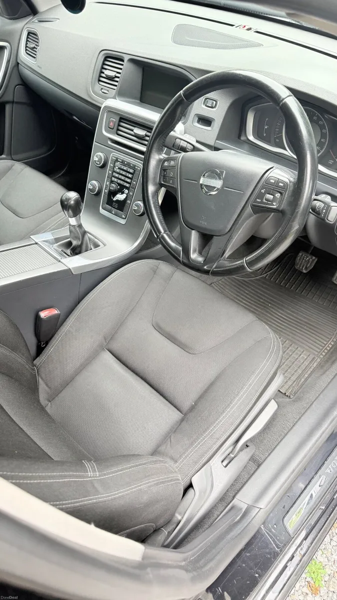 Volvo S60 2013 - Image 4