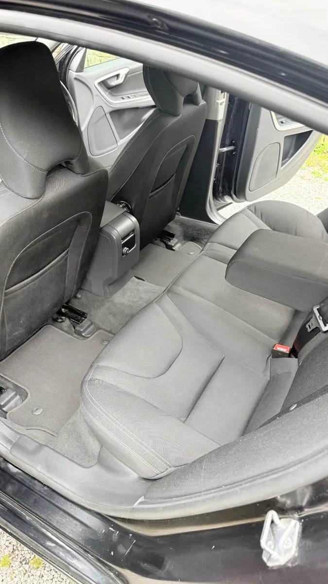 Volvo S60 2013 - Image 6