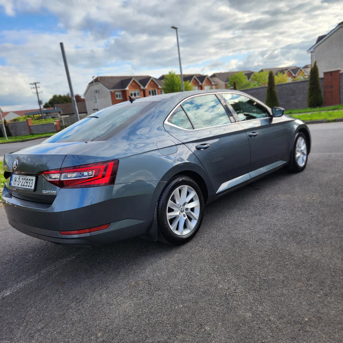 2018 Skoda Superb 2.0tdi high spec - Image 4