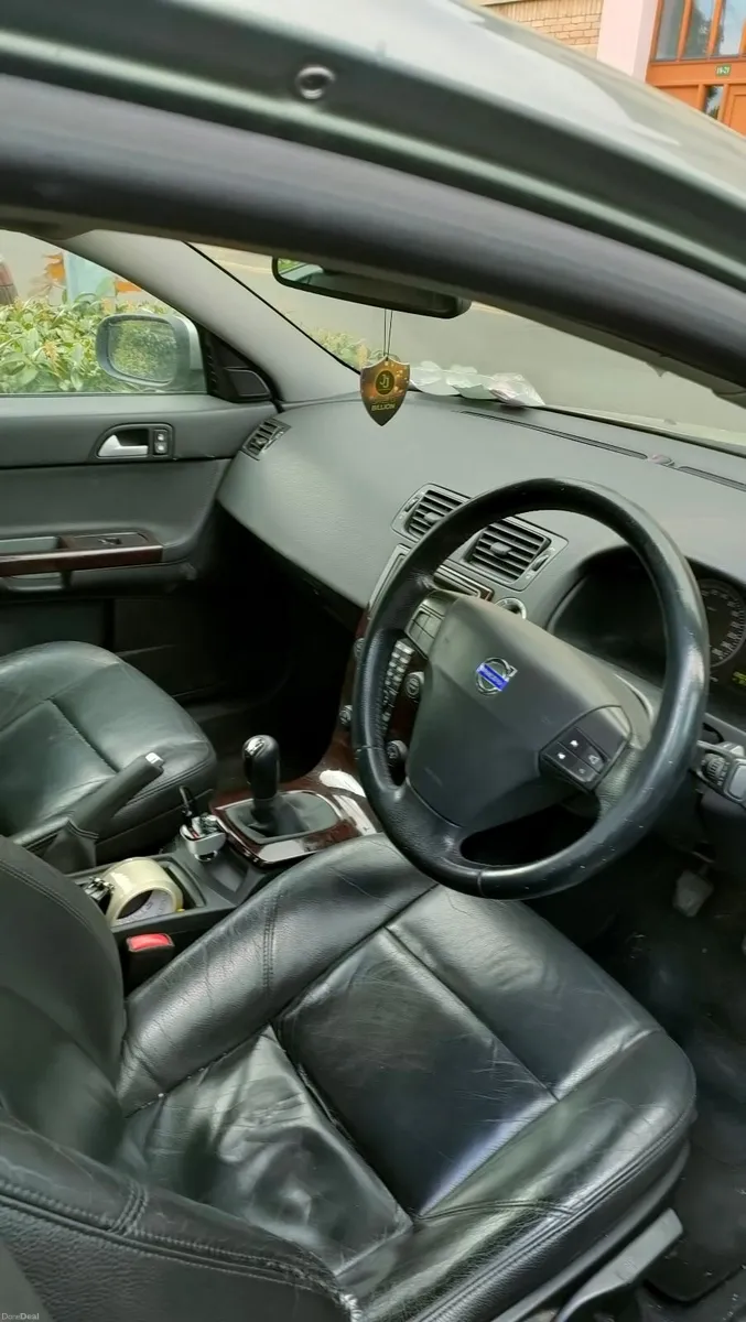 Volvo S40 2007 - Image 2