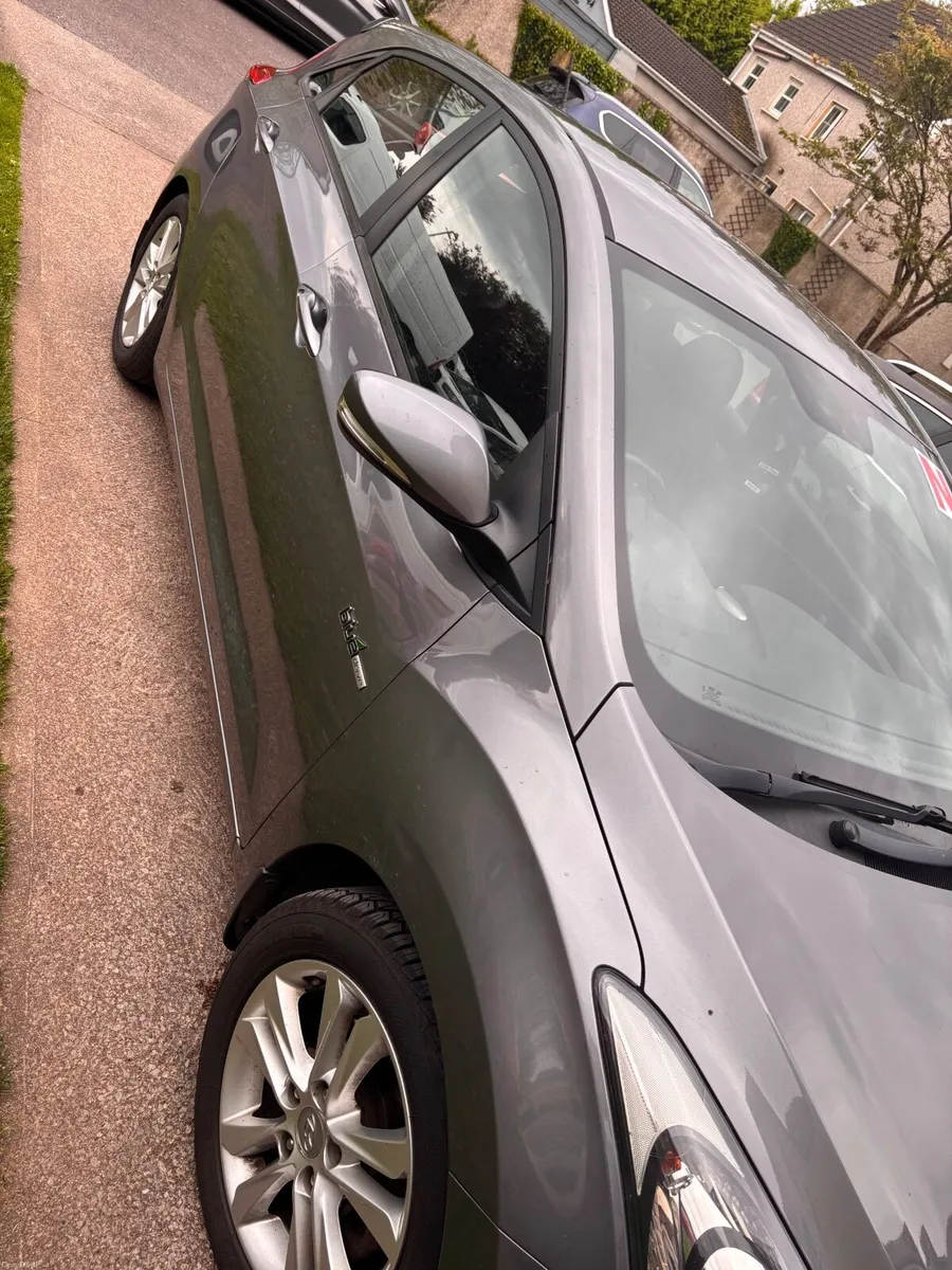 Hyundai i30 2015 - Image 2