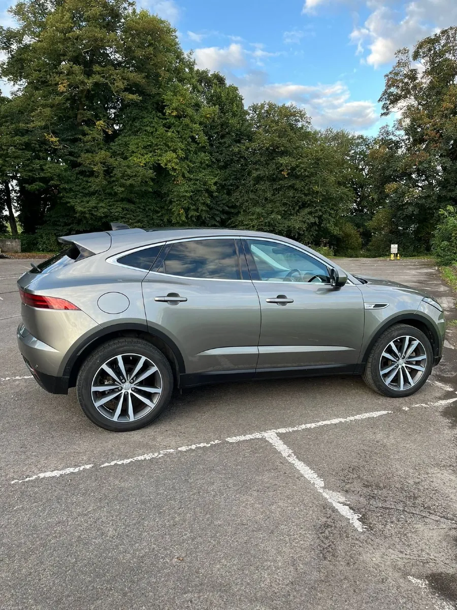 Jaguar E-Pace 2021 - Image 1