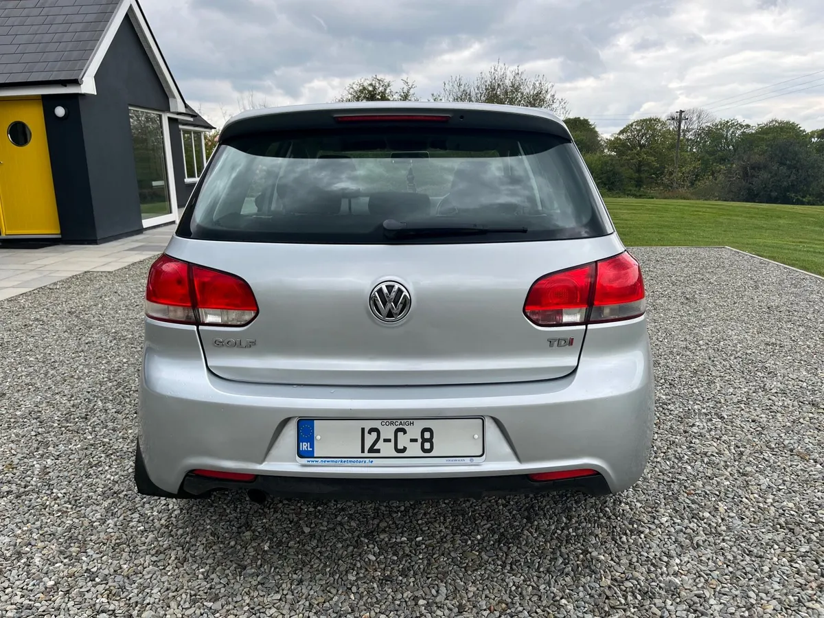 Volkswagen Golf 2012 - Image 4