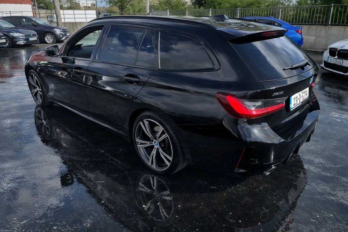 231 BMW 330E MSPORT XDRIVE TOURING LCI - Image 2