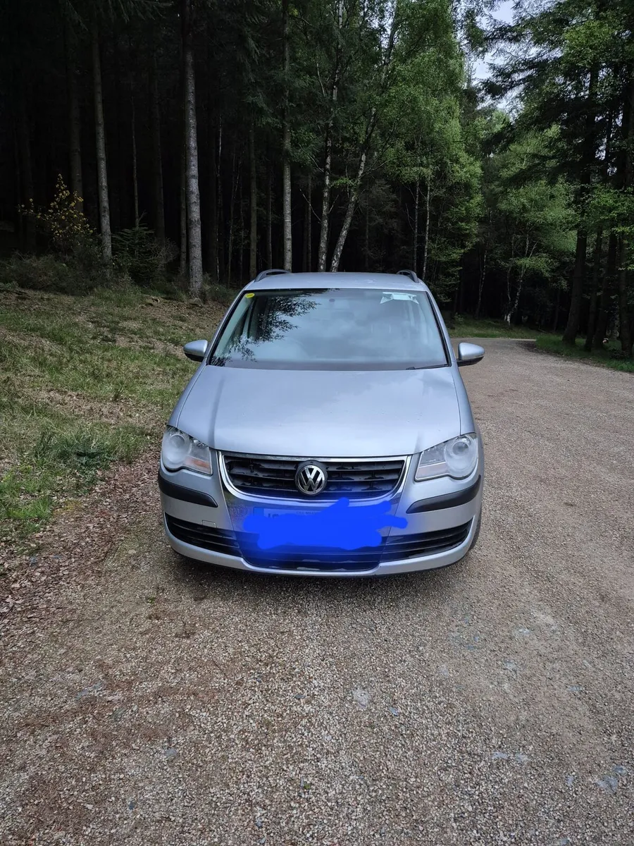 VW Touran 2010 - Image 3