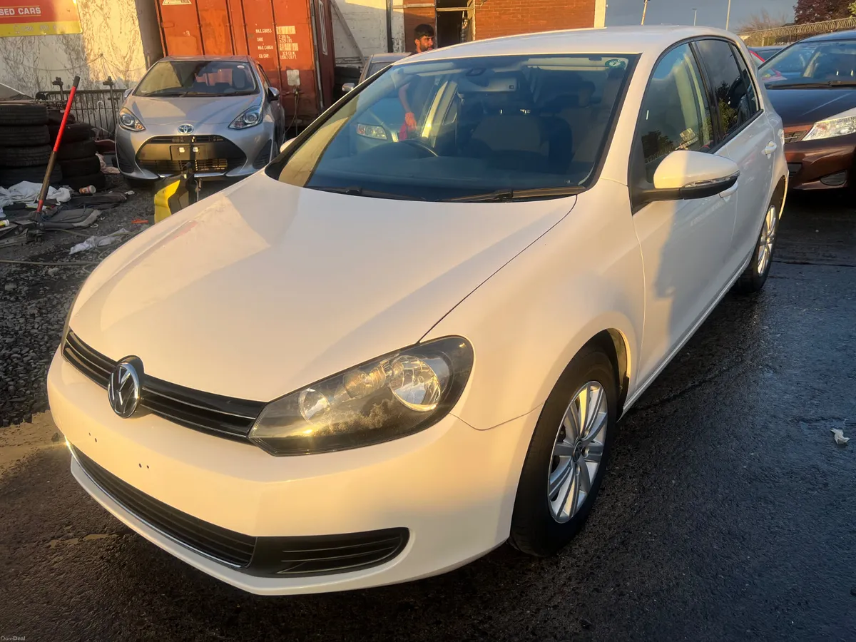 Volkswagen Golf 2013 Automatic/ New Nct/ warranty - Image 2