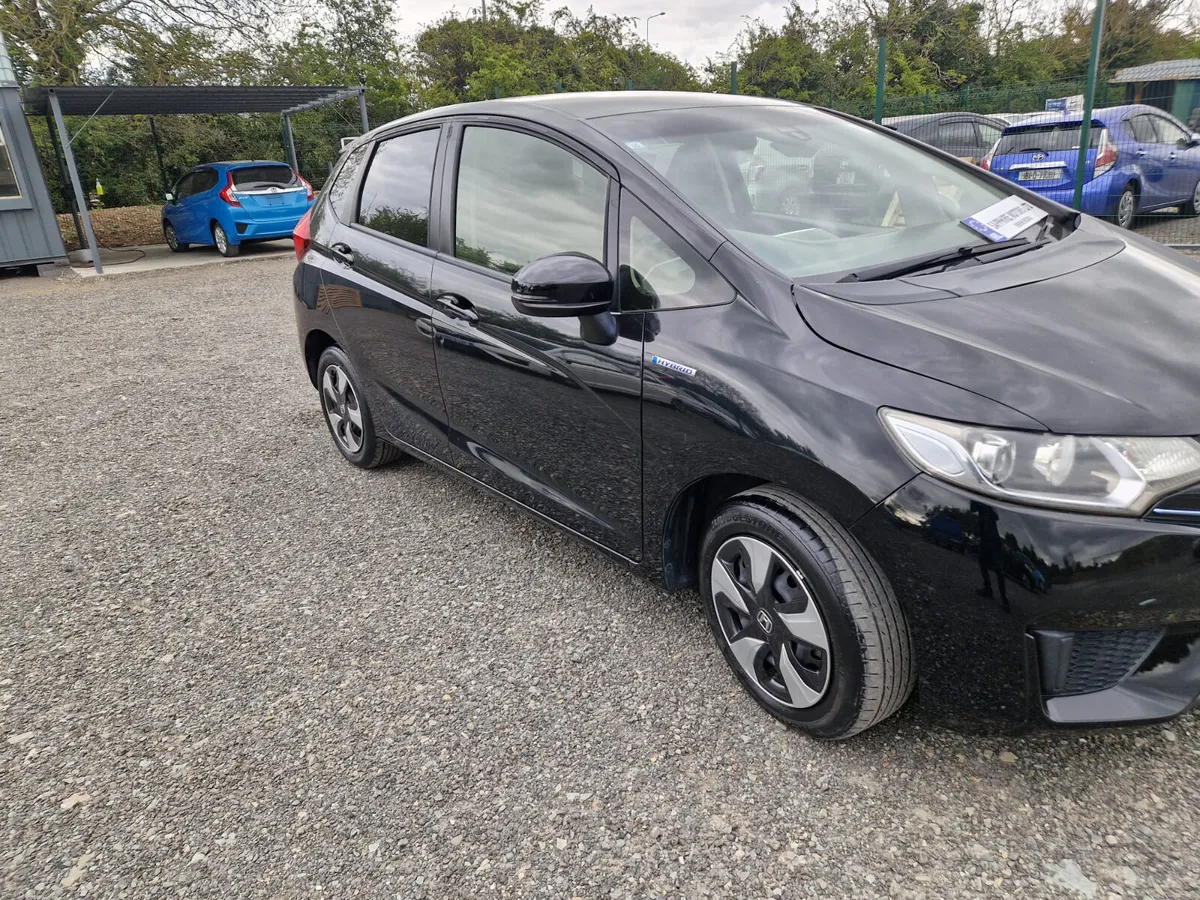 Honda Fit 2015 - Image 1