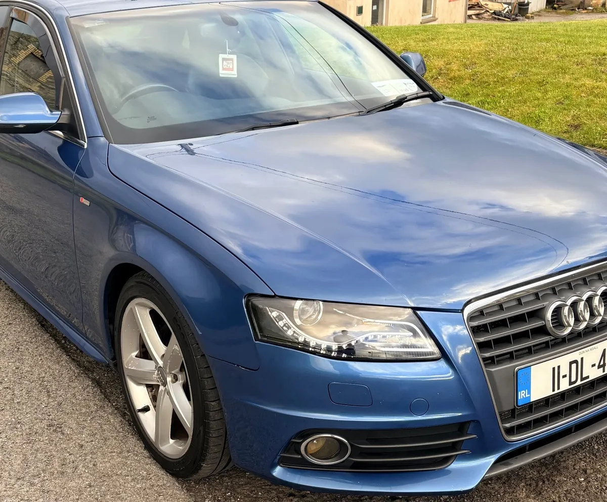 AUDI A4 S-LINE 2.0 - Image 1
