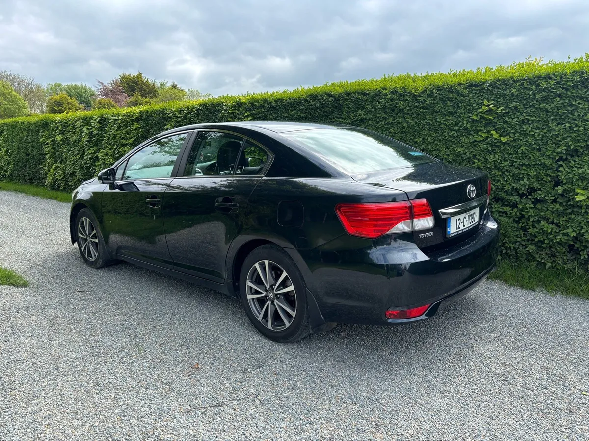 Toyota Avensis 2.0D4D - Image 4