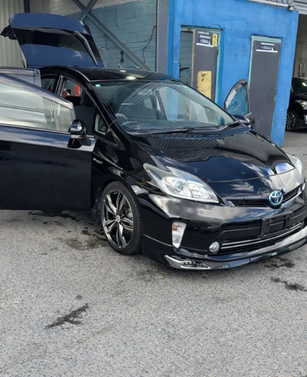 Toyota Prius 2014 - Image 5