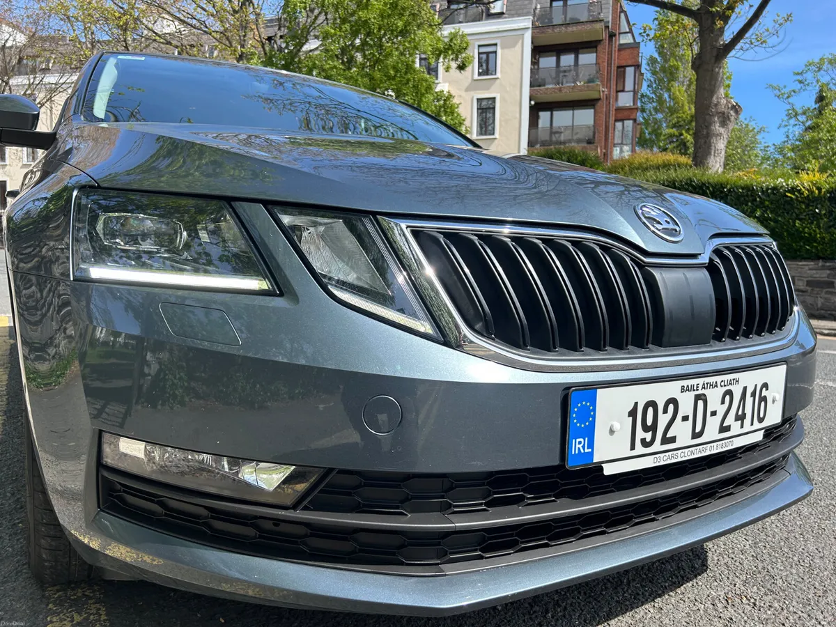 2019 SKODA OCTAIVA SOLEIL PETROL PARKING CAMERA - Image 3