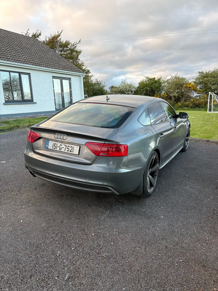 Audi A5 2.0 TDI. Quattro. S-line  177bhp - Image 3