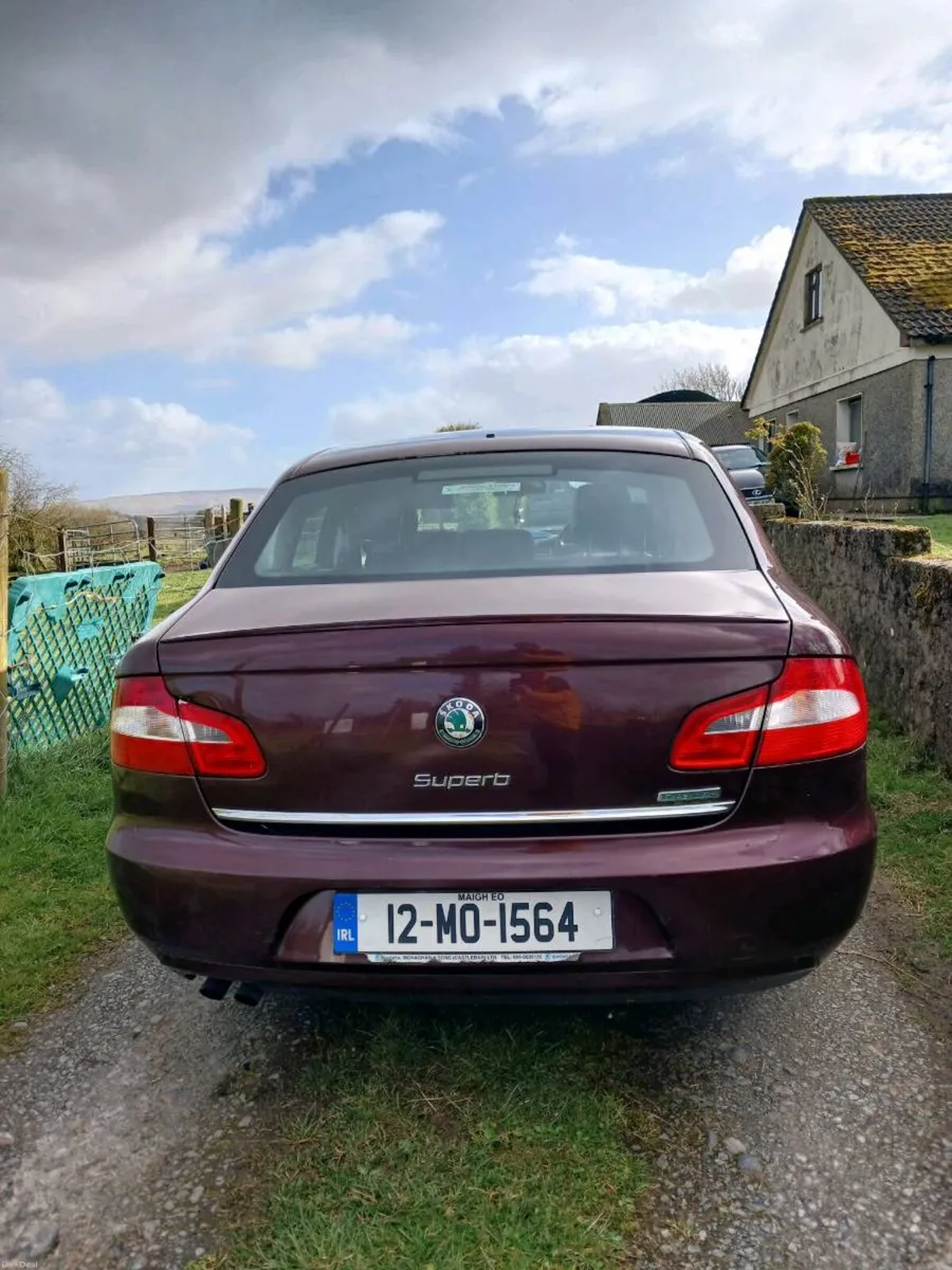 Skoda Superb - Image 4