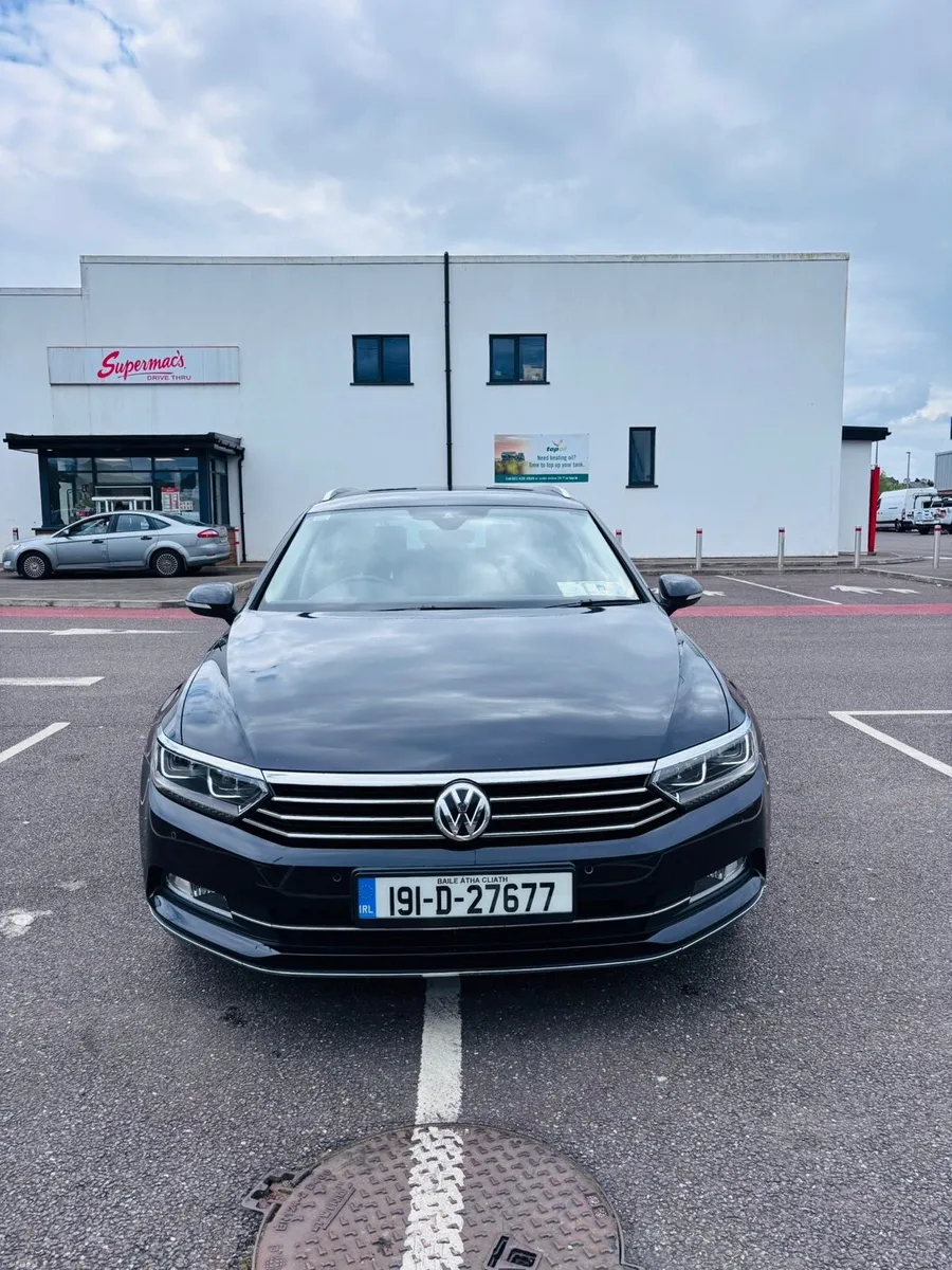 2019 Volkswagen Passat TDI ESTATE - Image 1