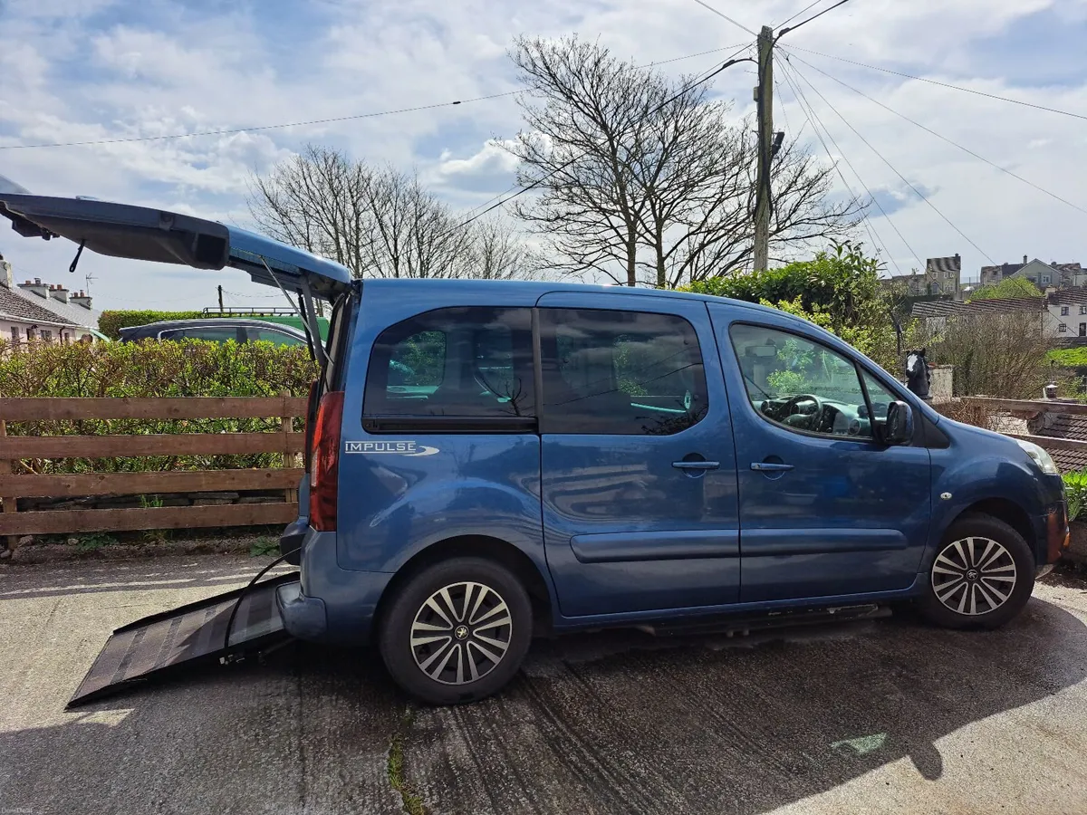 Peugeot Partner Duo Drive From-Upfront Passenger - Image 6
