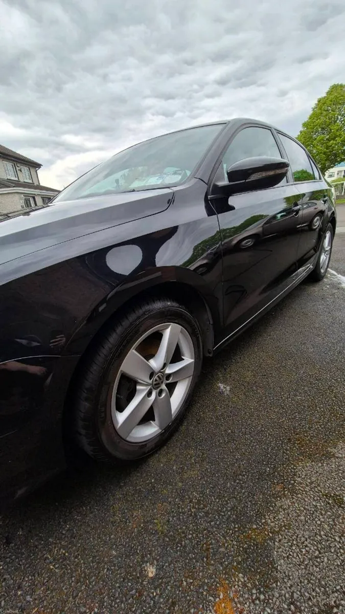 Volkswagen Jetta 2017 2.0 TDI - Low Mileage - Image 2