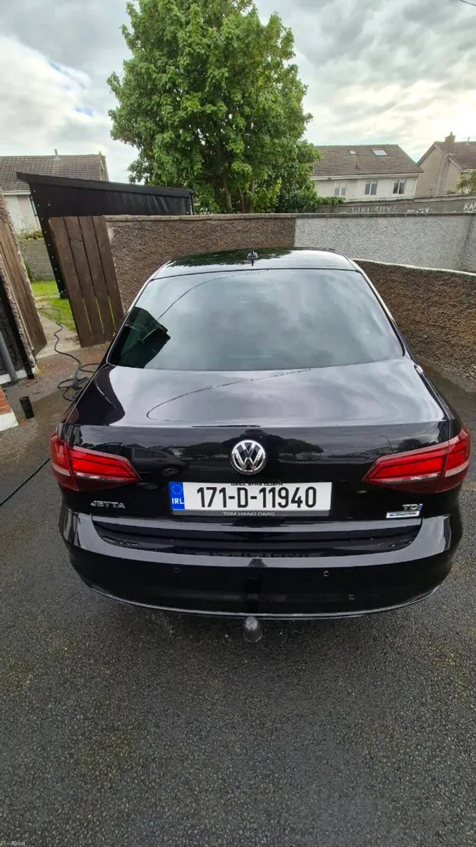 Volkswagen Jetta 2017 2.0 TDI - Low Mileage - Image 4