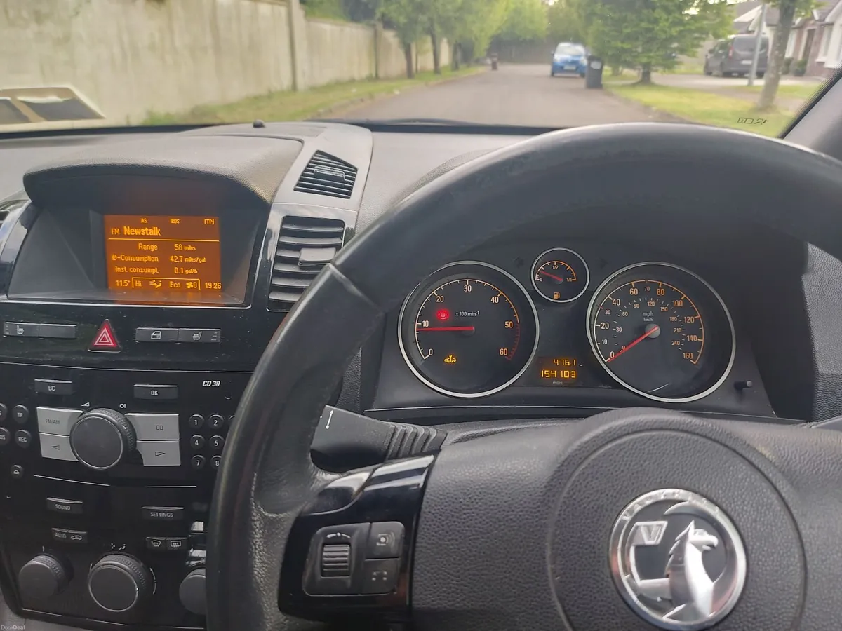 Vauxhall Zafira 2012 - Image 1