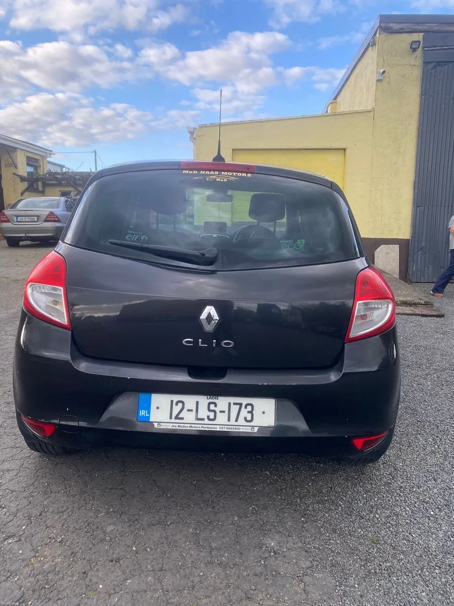 Renault Clio - Image 2