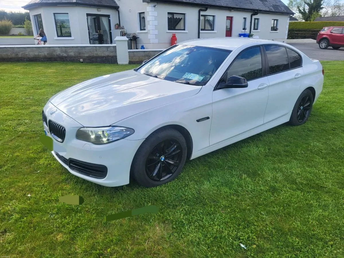 BMW 520d -Full Leather - Carplay - Fresh NCT - Image 2