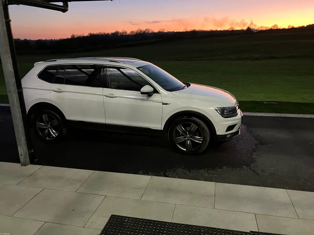 VW Tiguan Allspace- Full Leather - Automatic - Image 2