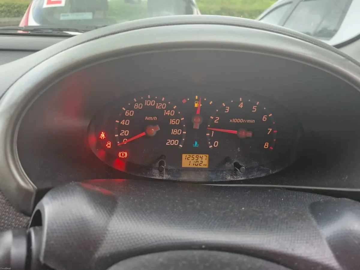 Nissan Micra 2005 €1300 ONO - Image 3