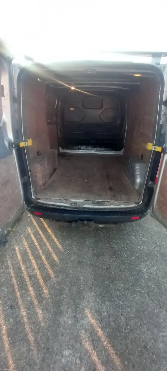 Ford Transit Custom 2017 - Image 4