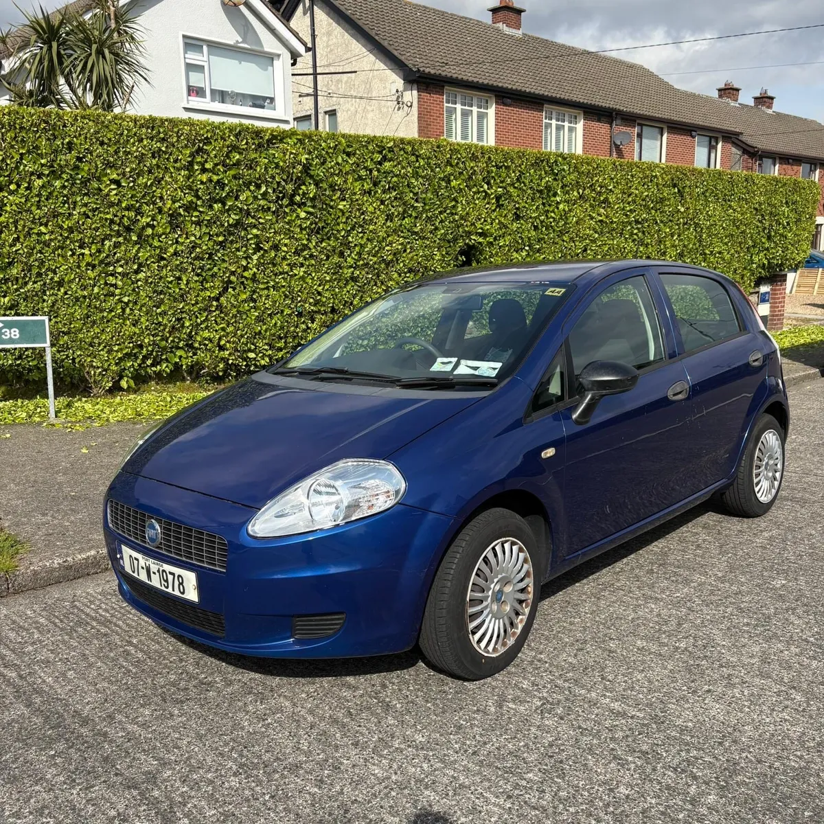 FIAT PUNTO BRAND NEW NCT 28/07/27 TAX 10/26 - Image 2