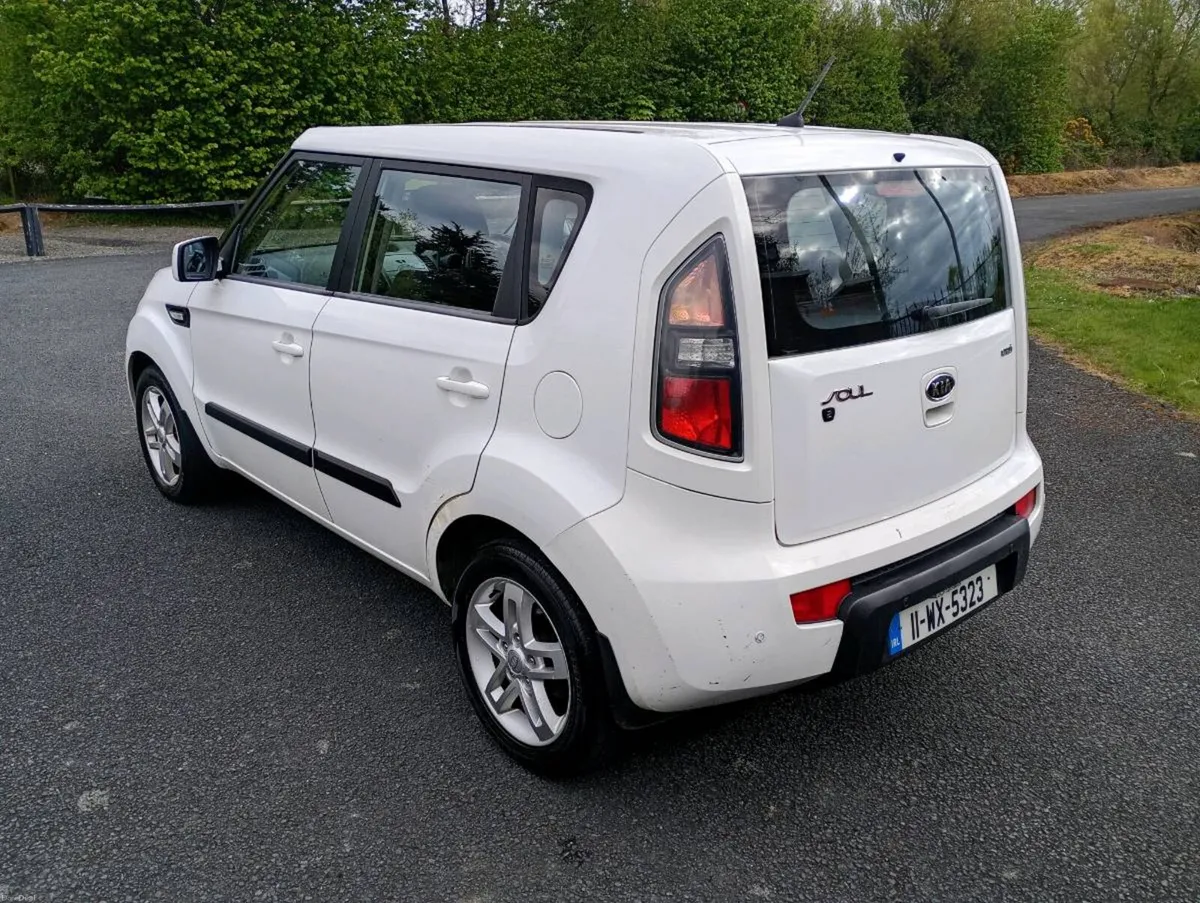 Kia Soul AUTOMATIC - Image 4