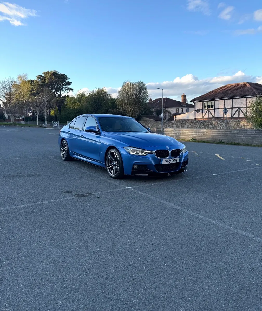 2017 BMW 330e - Image 2