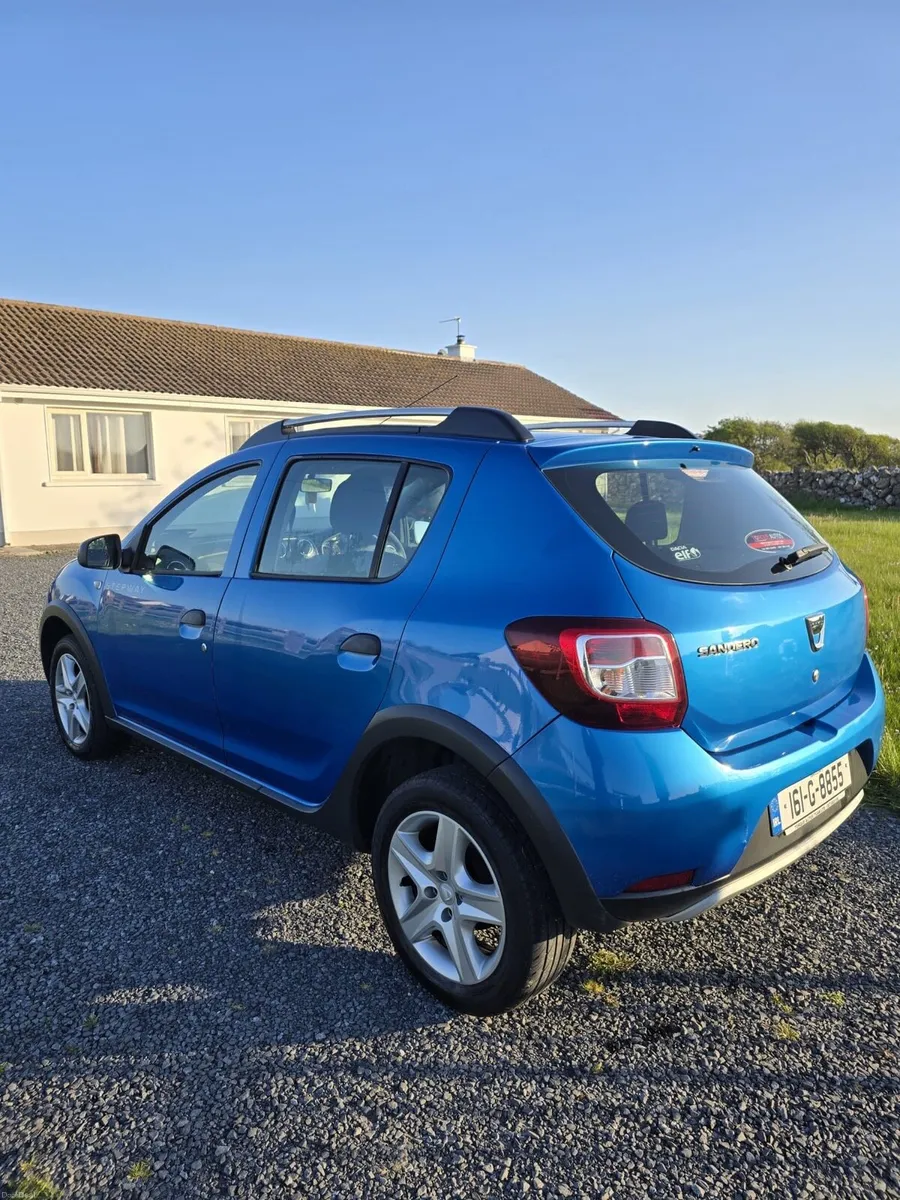 Dacia Sandero Stepway petrol - Image 4