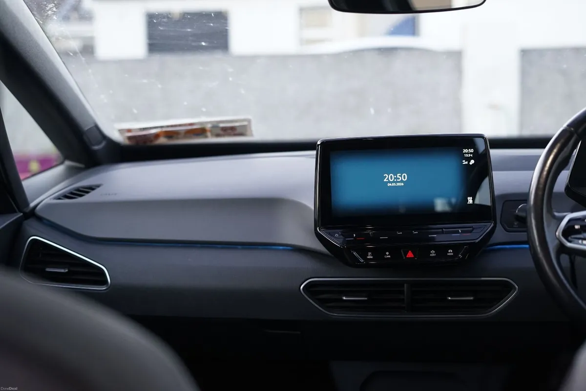 Volkswagen ID.3 2021 - Image 2