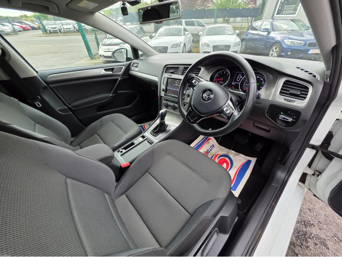 Volkswagen Golf ( 142 REG ) 1.2 TSI COMFORTLINE PR - Image 4