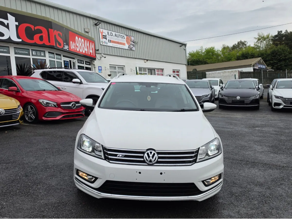 Volkswagen Passat ( 142 ) PASSAT R-LINE EDITION 1. - Image 2
