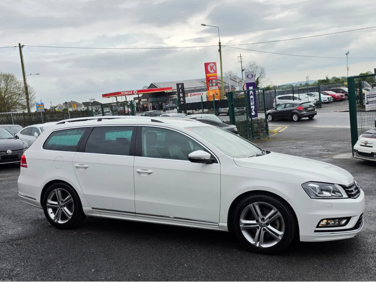Volkswagen Passat ( 142 ) PASSAT R-LINE EDITION 1. - Image 3