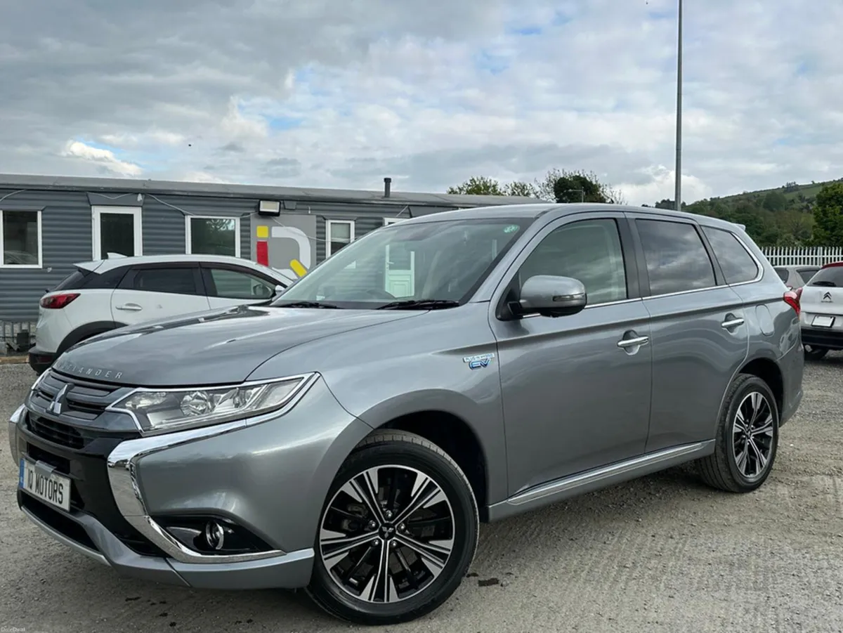Mitsubishi Outlander 2.0L Automatic Petrol Plug-in - Image 3