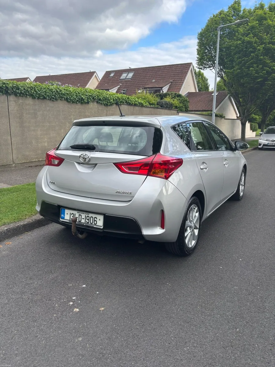 Toyota Auris 1.4 Diesel (New Model) - Image 3