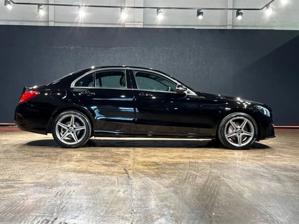 Mercedes-Benz C-Class AUTOMATIC 1.6 - REVERSE CAME - Image 3