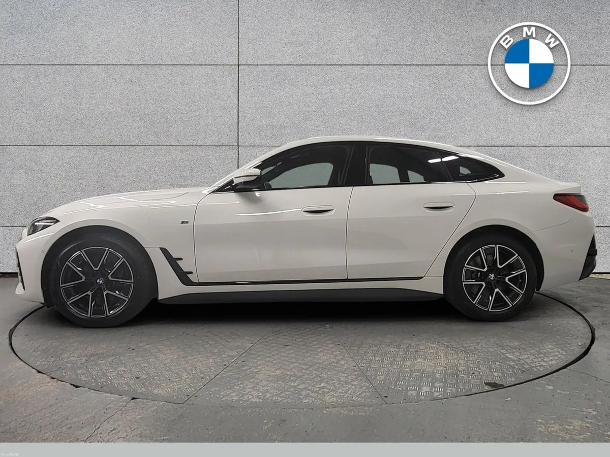 BMW i4 - Image 4