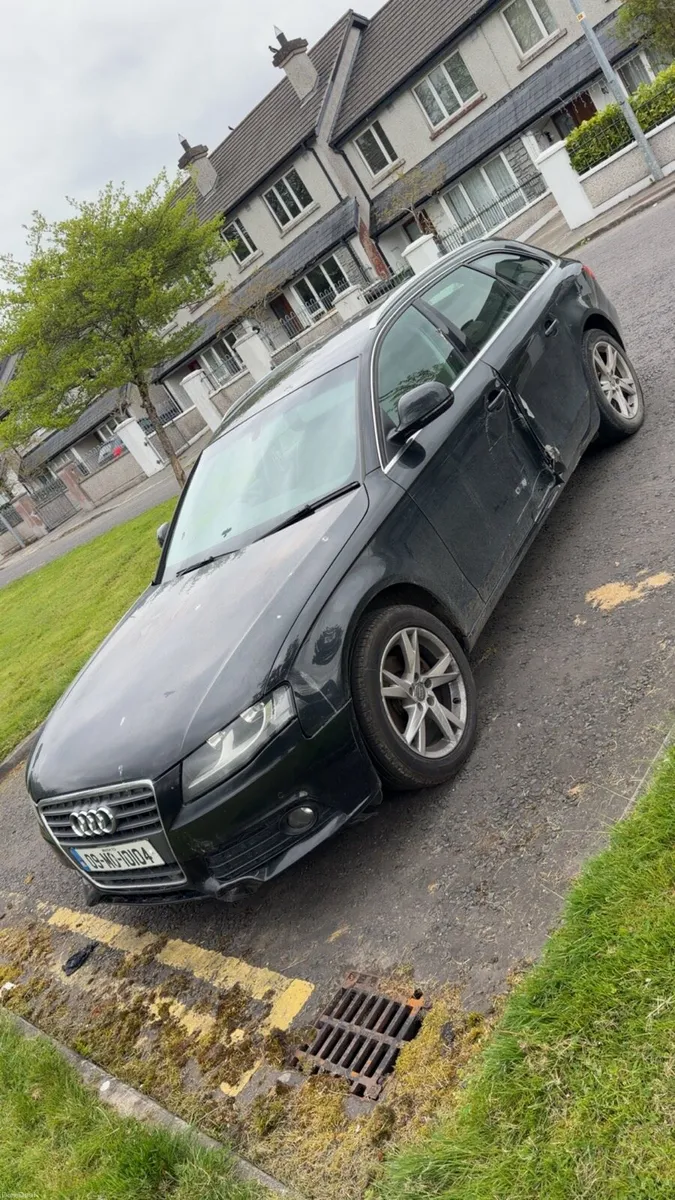 Audi A4 estate - Image 2