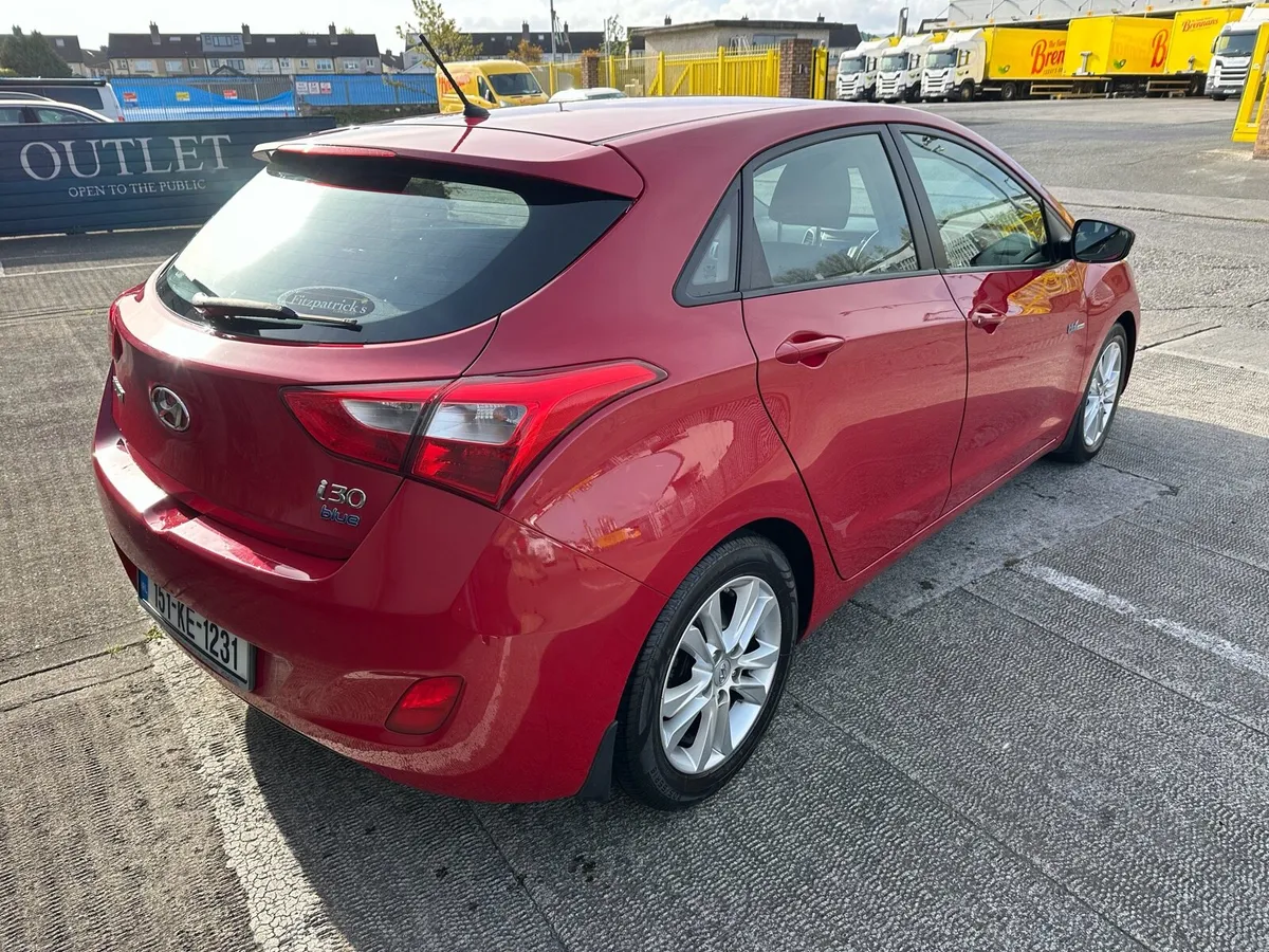 2015 Hyundai i30 1.6 CRDI NEW NCT 05/27 - Image 2