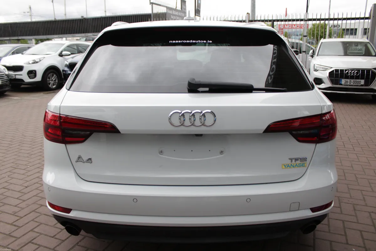 2016 AUDI A4 AVANT 2.0TFSI 5DR AUTO ESTATE - Image 5