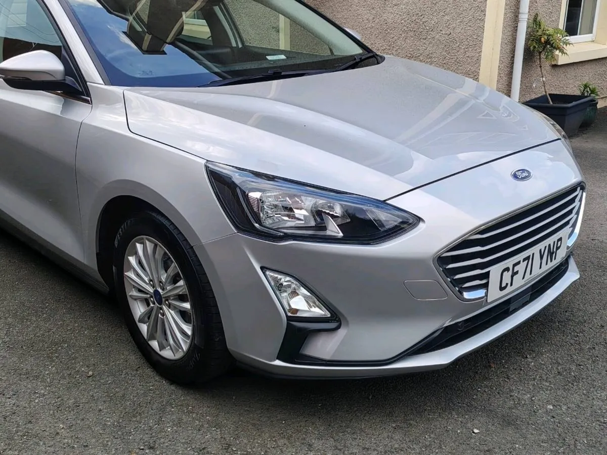 Ford Focus 1.0 Titanium edition - Image 4