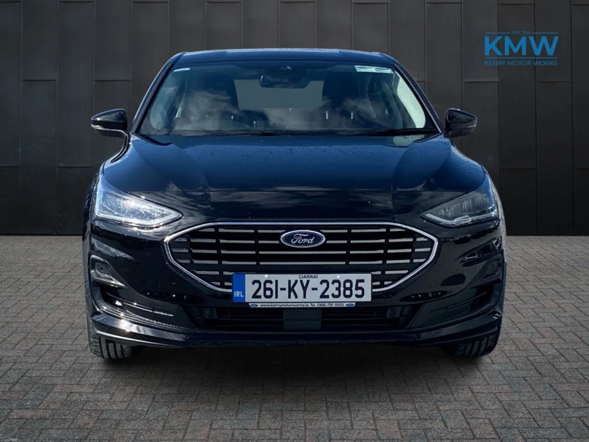 Ford Focus TITANIUM 1.0L ECOBOOST M - Image 3